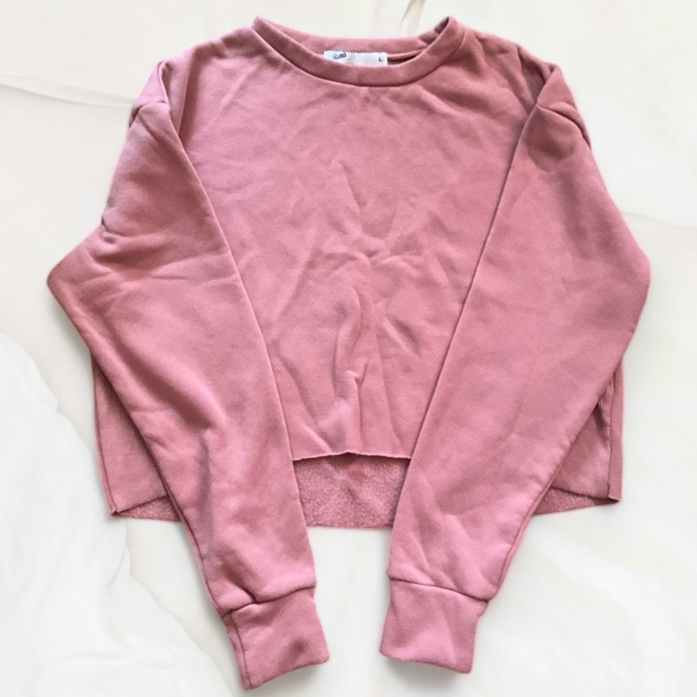 Soft cozy casual cropped sweater size L